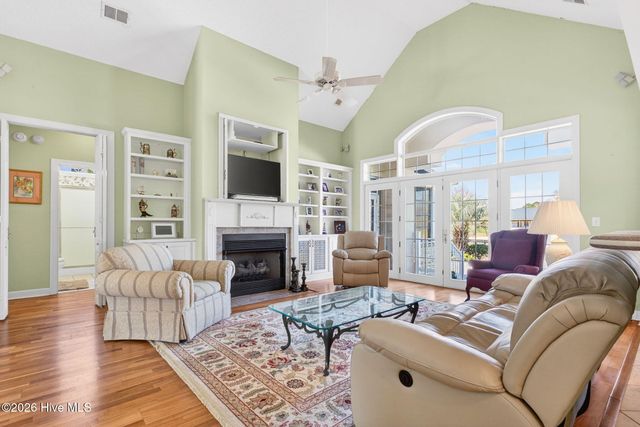 1126 N Middleton Drive NW, Calabash, NC 28467