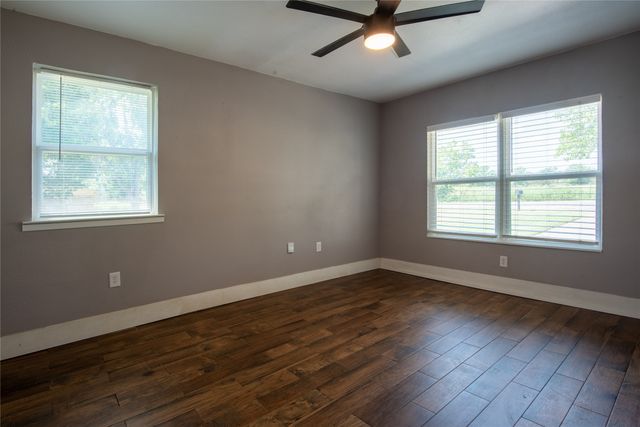 1117 Ross Lane, Granbury, TX 76048