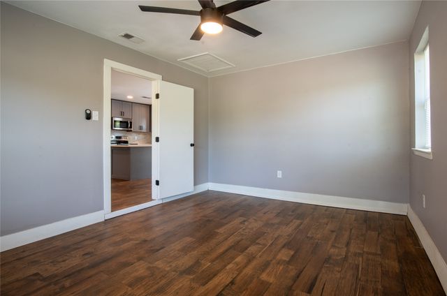 1117 Ross Lane, Granbury, TX 76048