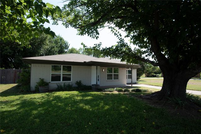 1117 Ross Lane, Granbury, TX 76048