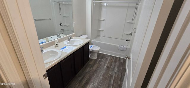 7117 Shimano Way, Panama City, FL 32404