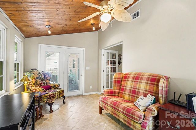 13333 Kintyre Court, Matthews, NC 28105