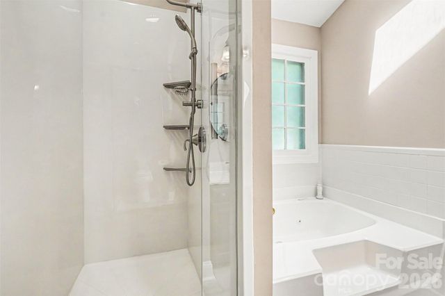 13333 Kintyre Court, Matthews, NC 28105