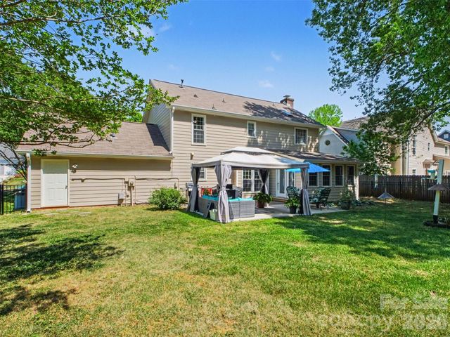 13333 Kintyre Court, Matthews, NC 28105