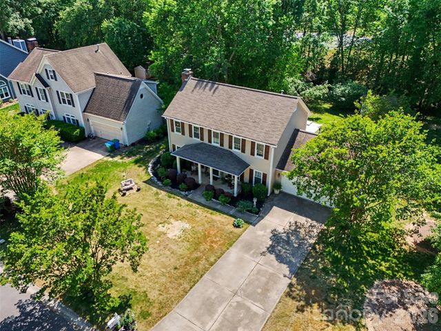13333 Kintyre Court, Matthews, NC 28105