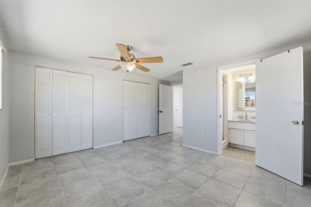 10521 OAK HILL DRIVE, Port Richey, FL 34668