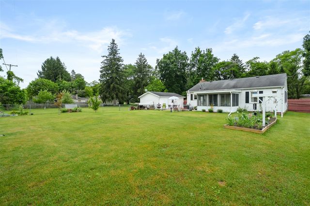 9809 S Sprinkle Road, Portage, MI 49002
