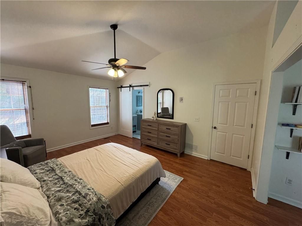 Image 19 of property listing at 3435 Palisade Lake Drive, Duluth, GA 30096