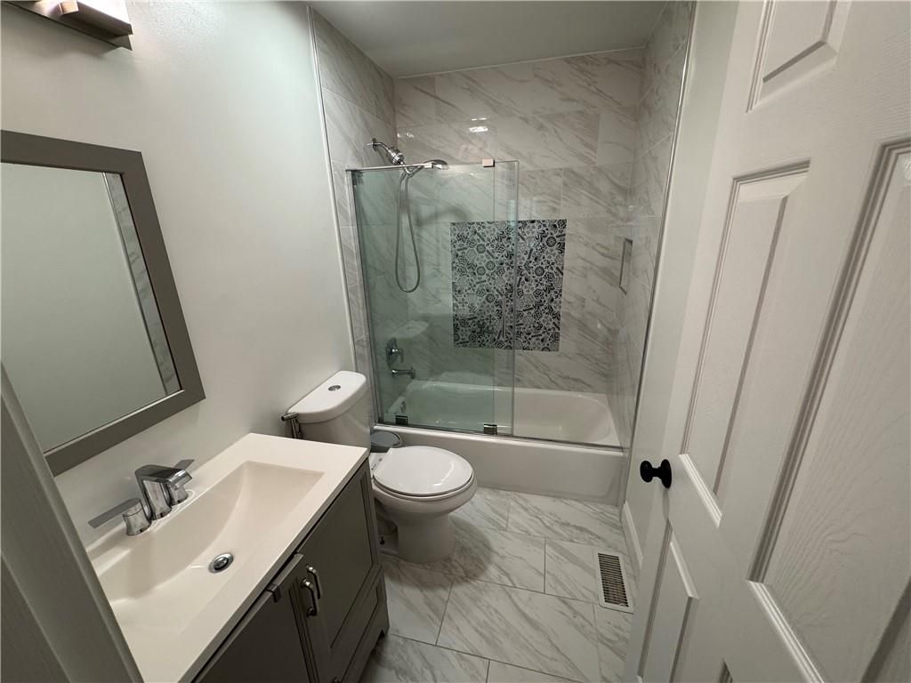 Image 25 of property listing at 3435 Palisade Lake Drive, Duluth, GA 30096