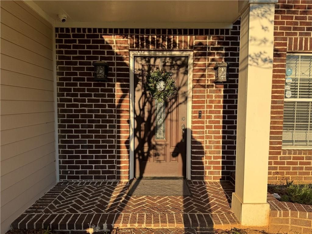 Image 4 of property listing at 3435 Palisade Lake Drive, Duluth, GA 30096