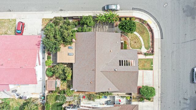 16404 Ponderosa St., Fountain Valley, CA 92708