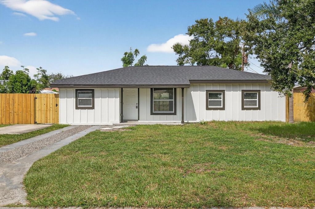 4009 W WALLACE AVENUE, Tampa, FL 33611