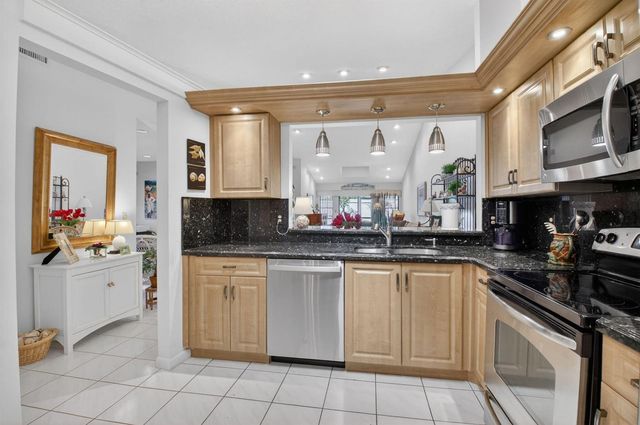 10039 Andrea Lane A, Boynton Beach, FL 33437