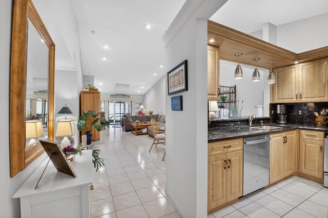 10039 Andrea Lane A, Boynton Beach, FL 33437