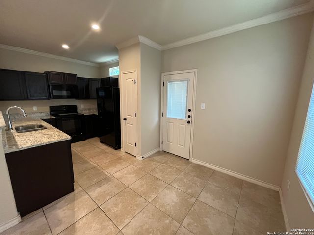 6618 Mia Way, San Antonio, TX 78233