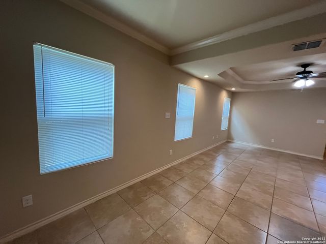 6618 Mia Way, San Antonio, TX 78233