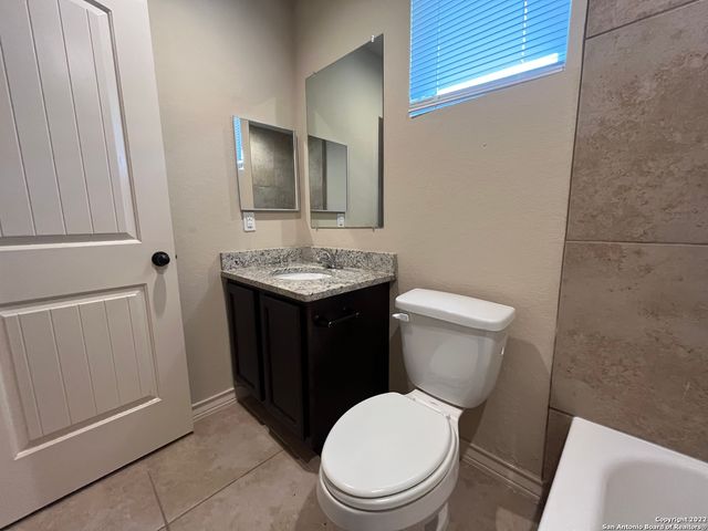 6618 Mia Way, San Antonio, TX 78233