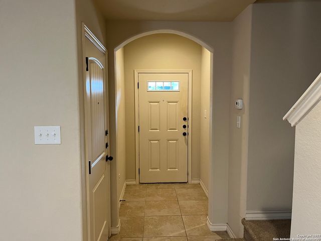 6618 Mia Way, San Antonio, TX 78233