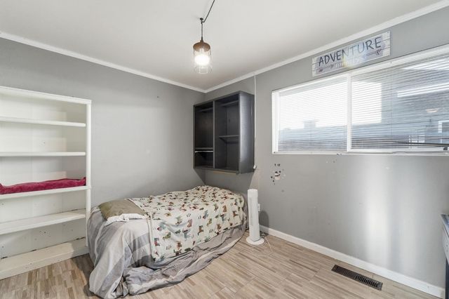 1225 Chehalem Dr, Modesto, CA 95350