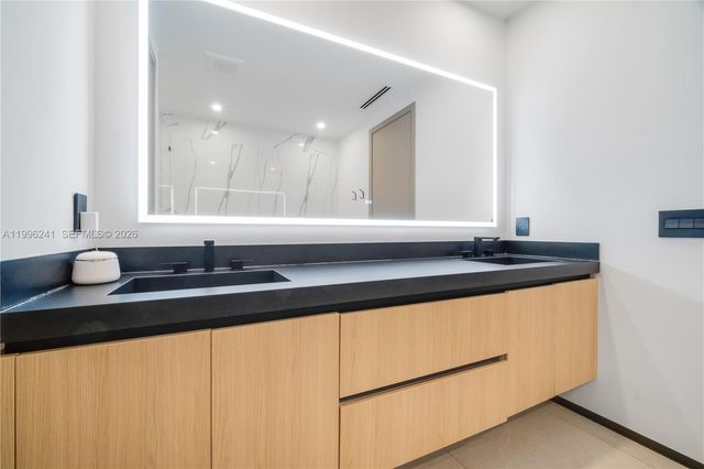 420 SW 15th Road 420, Miami, FL 33129