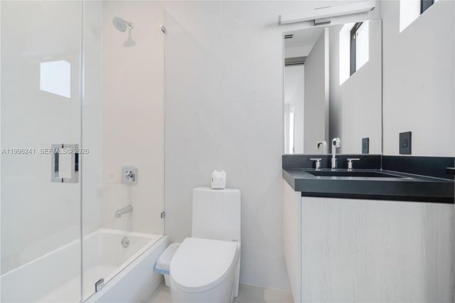 420 SW 15th Road 420, Miami, FL 33129