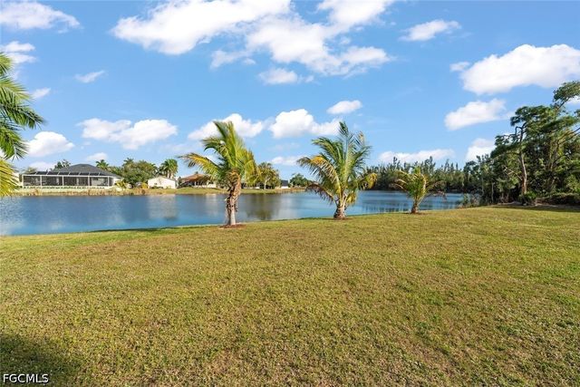 11940 Oakland DR, Bokeelia, FL 33922