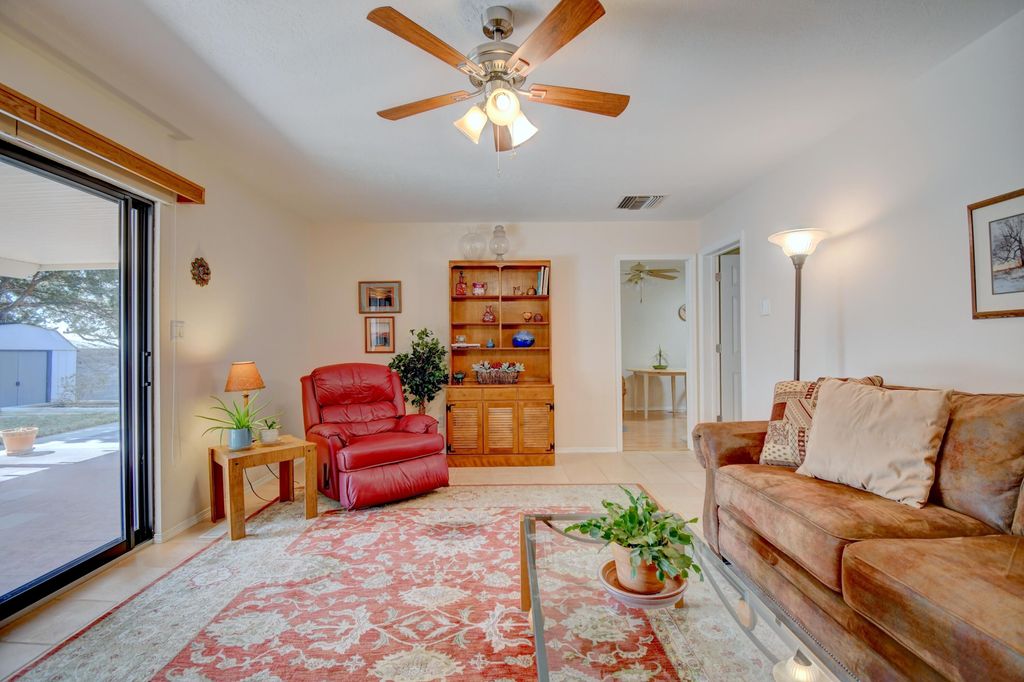 Image 7 of property listing at 14220 La Cueva Avenue NE, Albuquerque, NM 87123