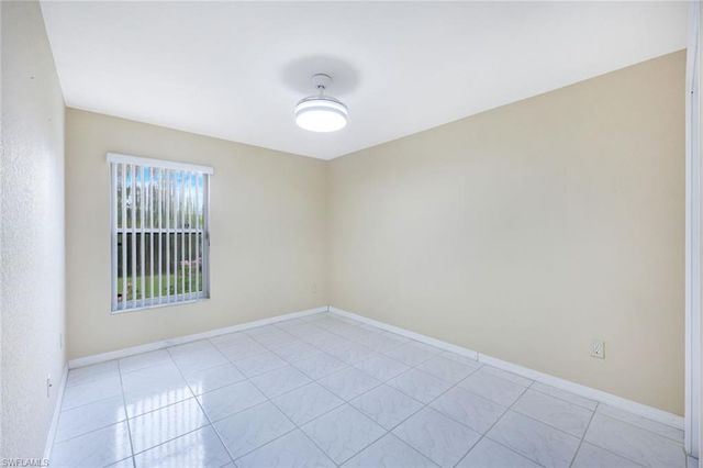 250 SE 44th ST, Cape Coral, FL 33904