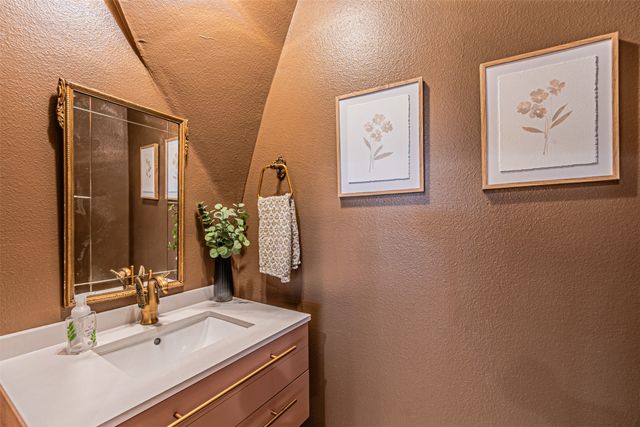 4505 Hunters Glen Court, Granbury, TX 76048