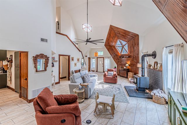 4505 Hunters Glen Court, Granbury, TX 76048