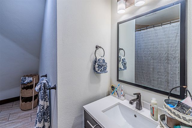 4505 Hunters Glen Court, Granbury, TX 76048