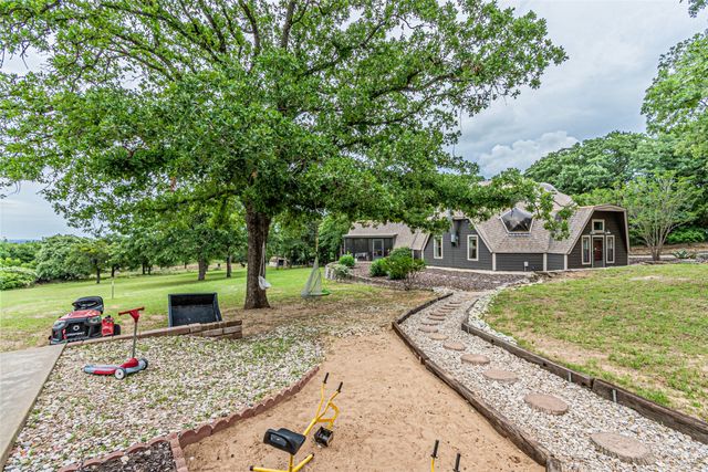 4505 Hunters Glen Court, Granbury, TX 76048