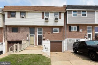 3629 WHITEHALL LN, Philadelphia, PA 19114