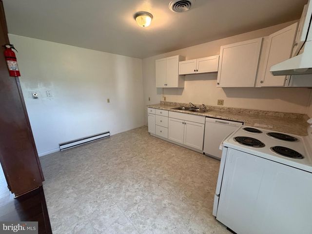 3430 GREGWAY DRIVE, Chambersburg, PA 17202