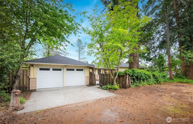 902 N 149th Street, Shoreline, WA 98133