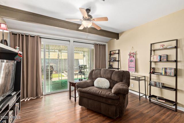 10925 W CHERRY HILLS Drive W, Sun City, AZ 85351