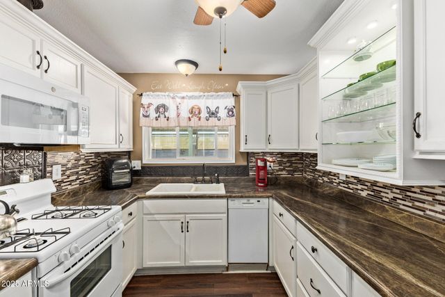 10925 W CHERRY HILLS Drive W, Sun City, AZ 85351