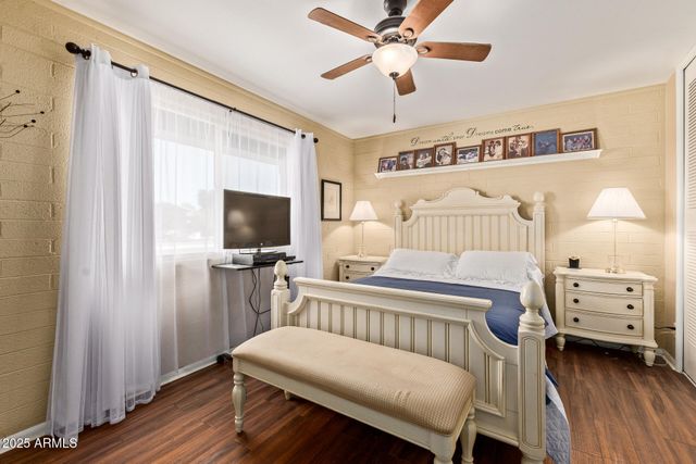 10925 W CHERRY HILLS Drive W, Sun City, AZ 85351