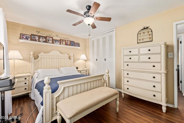 10925 W CHERRY HILLS Drive W, Sun City, AZ 85351