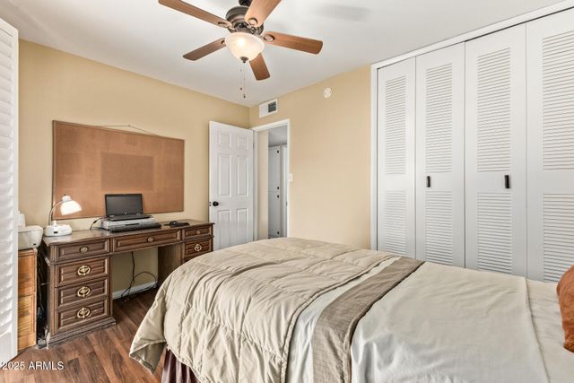 10925 W CHERRY HILLS Drive W, Sun City, AZ 85351