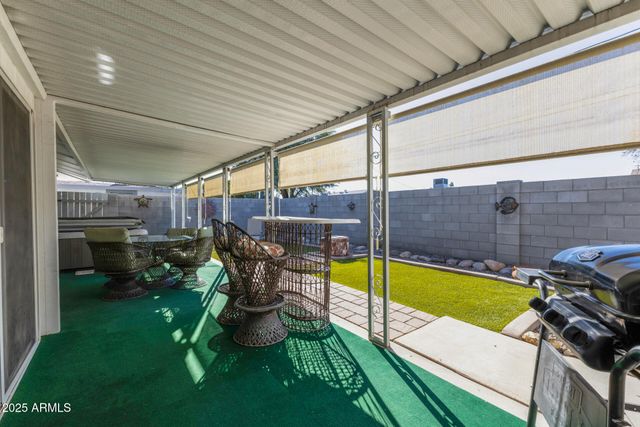 10925 W CHERRY HILLS Drive W, Sun City, AZ 85351