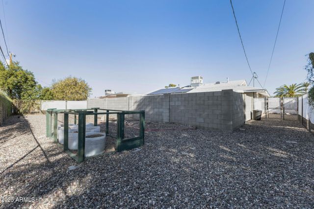 10925 W CHERRY HILLS Drive W, Sun City, AZ 85351