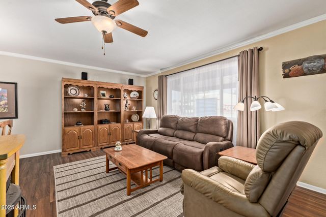 10925 W CHERRY HILLS Drive W, Sun City, AZ 85351