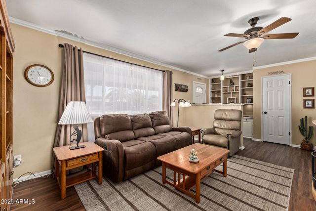 10925 W CHERRY HILLS Drive W, Sun City, AZ 85351