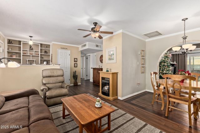 10925 W CHERRY HILLS Drive W, Sun City, AZ 85351