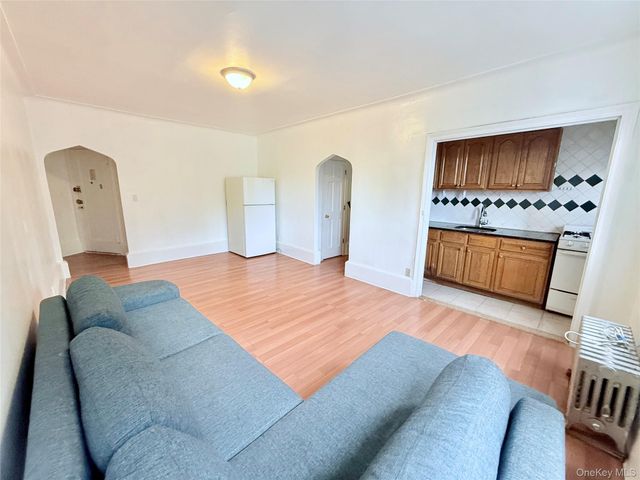 50-05 43rd Avenue 2F, Woodside, NY 11377