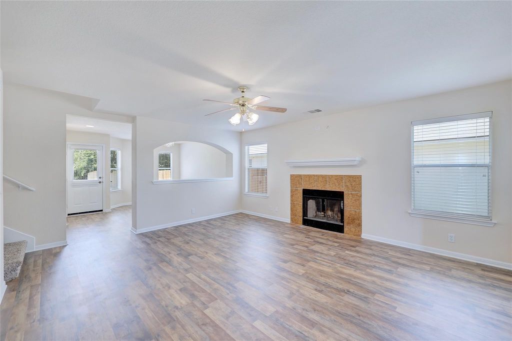 324 Avalanche Ave, Georgetown, TX 78626