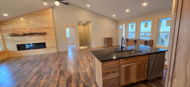 26648 Sandy Shores Rd, Shell Knob, MO 65747