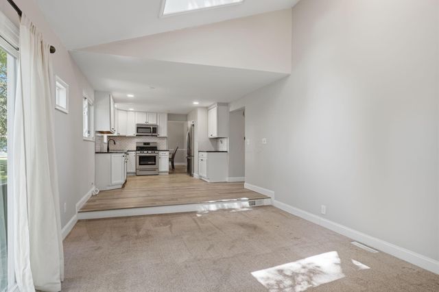 2547 Mccutcheon Road, Columbus, OH 43219