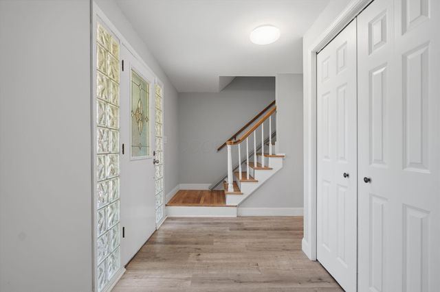 2547 Mccutcheon Road, Columbus, OH 43219